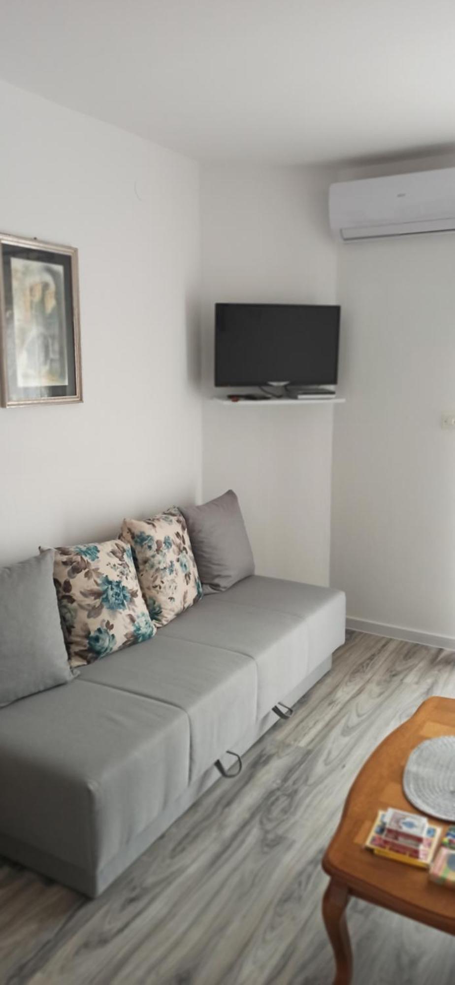 Apartmani Natasa 弗尔萨尔 外观 照片